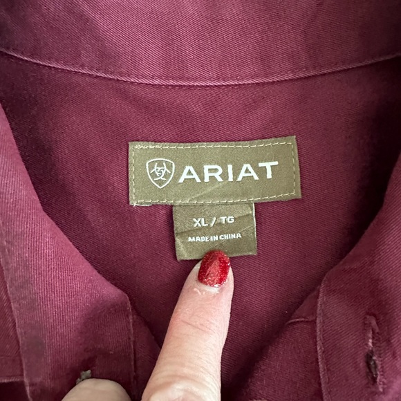 Ariat long sleeve button down size xl - Picture 4 of 4